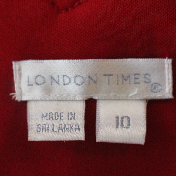 LONDON TIMES Red Ruffle Neckline Sleeveless Dress - Picture 7 of 7